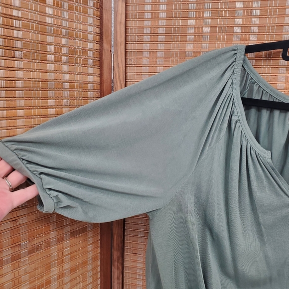 Lucky Brand Olive Green Peasant Top Size Small - Picture 3 of 11